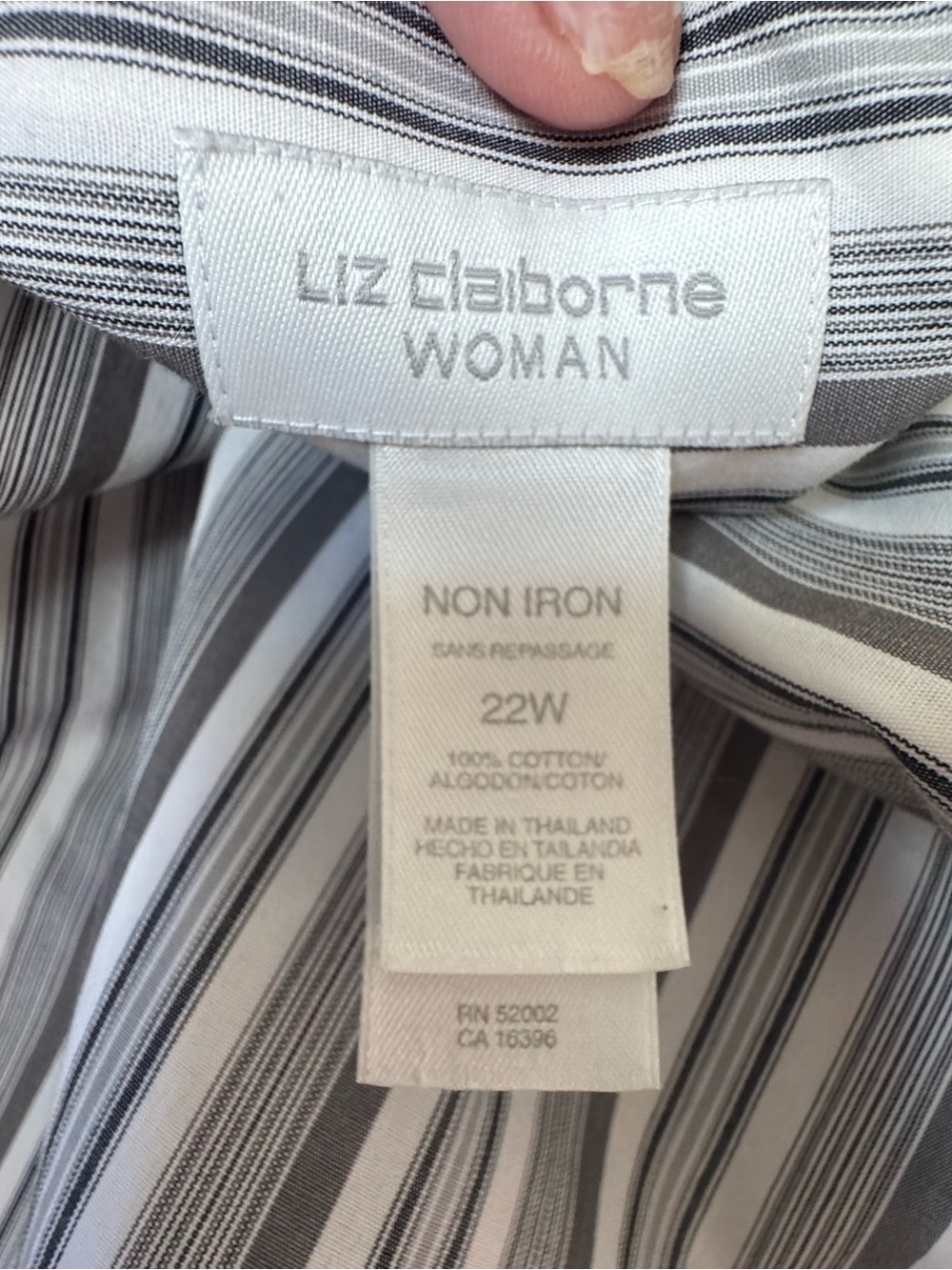 LIZ CLAIBORNE Cotton NO IRON Button Front Top   PLUS  22W       #2 - Picture 7 of 7